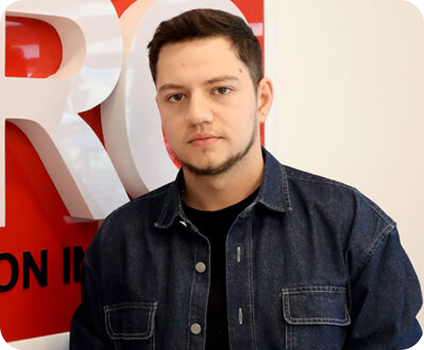 Армен Газаров